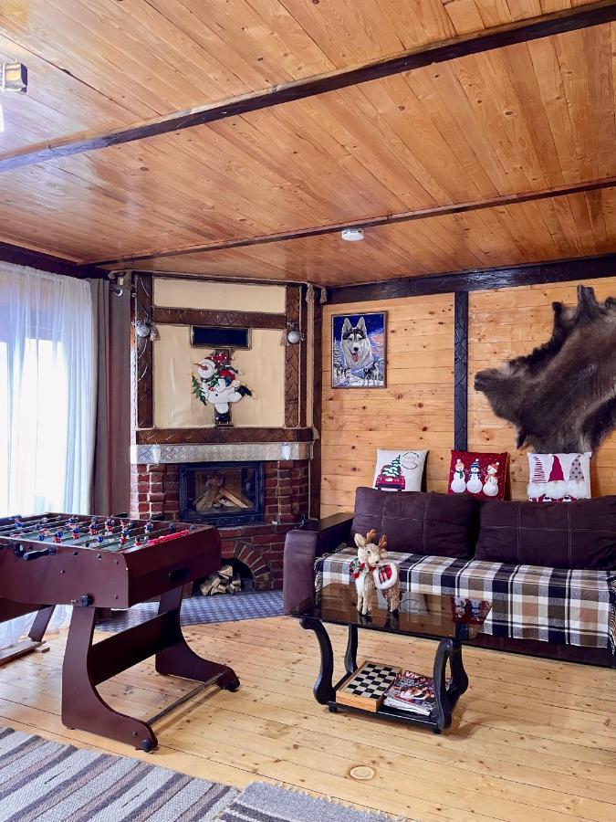 Котедж Chalet Adriana บูโคเวล ภายนอก รูปภาพ