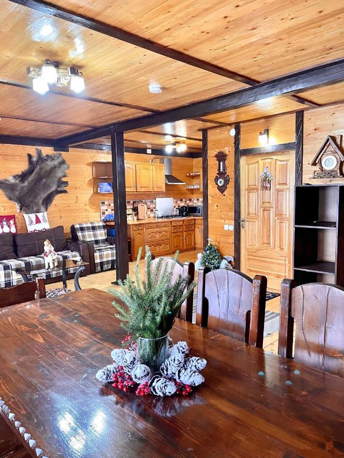 Котедж Chalet Adriana บูโคเวล ภายนอก รูปภาพ
